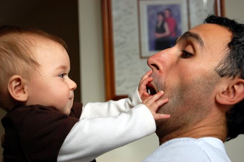 DAD, Stop kissing me!