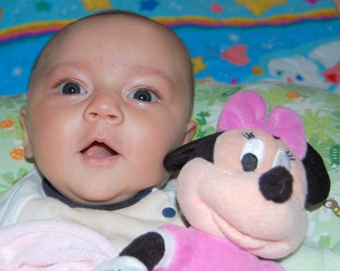 See, doesn’t Minnie’s nose look appetizing?