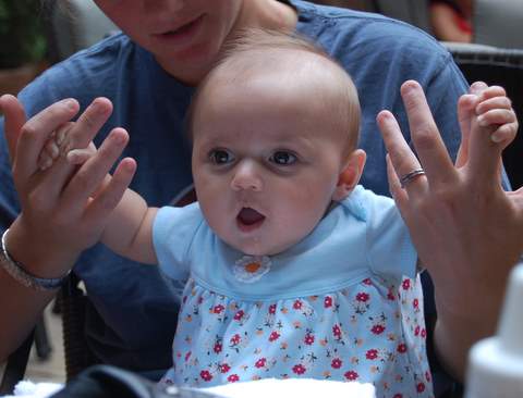 I’m gonna eat those fingers!