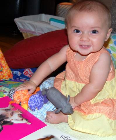 Waiting for Aunt Claire to get on IM!