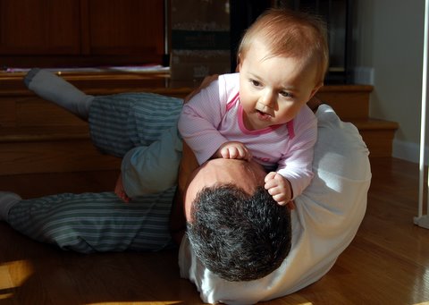 Poking Dad’s eye out is an easy way to out-wrestle him…