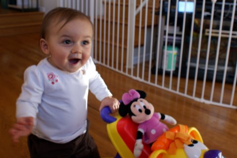 Minnie wanted a ride!